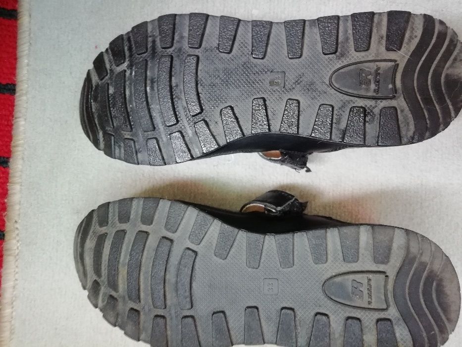 Детские кожаные туфли с ортопедическими стельками 33р. на липучках