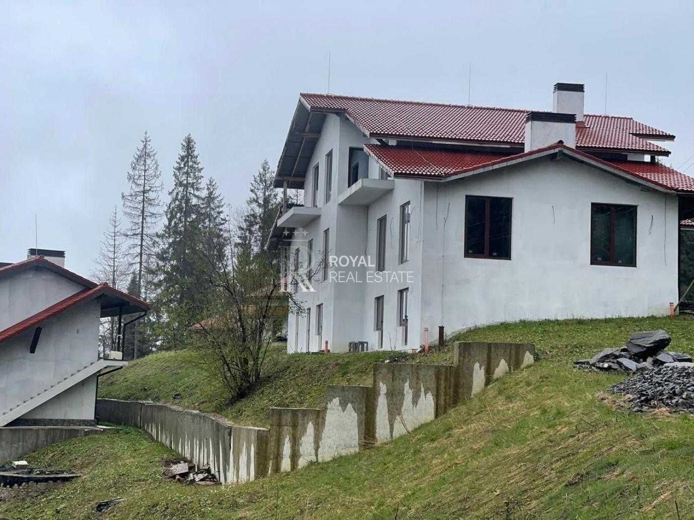 Продаж готельний комплекс 1893 м2, 85 сот Пилипець Буковель Закарпаття