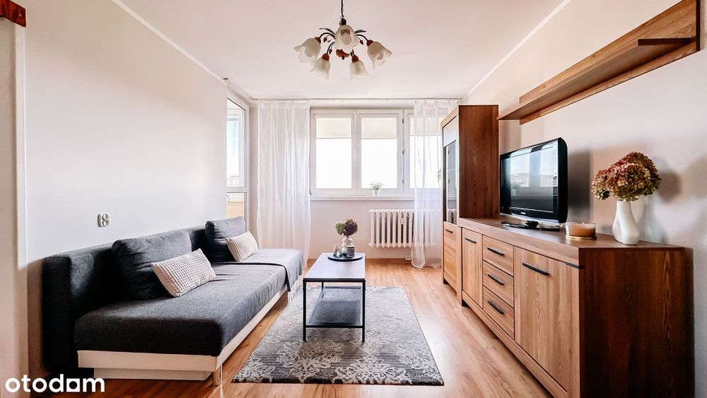 Na wynajem – 3-pokojowe mieszkanie w wieżowcu, os. Mokre.