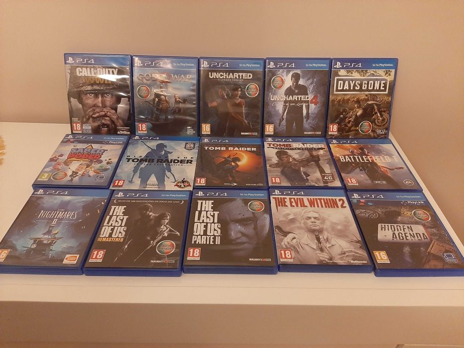 Vendo PlayStation 4  com 15 jogos + Cabo HDMI