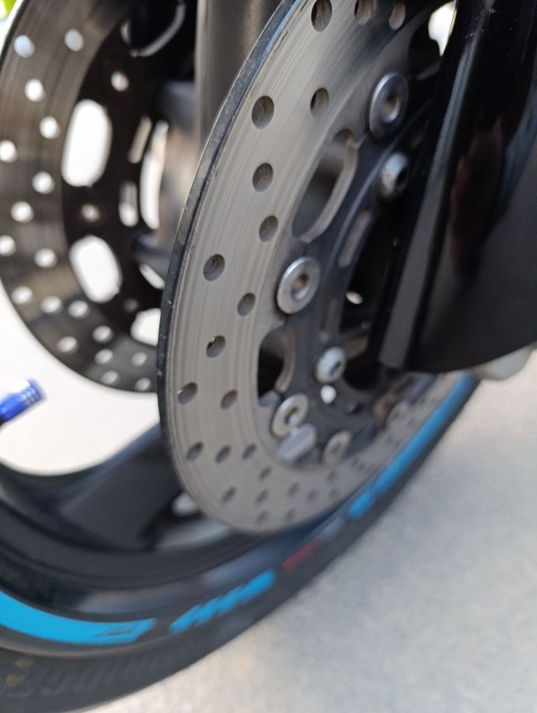 Ymaha YZF 1000r /