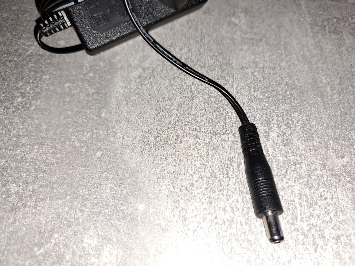 Philips ac/dc adaptor adapter  zasilacz svh-005 plus stacja sbc hc8442