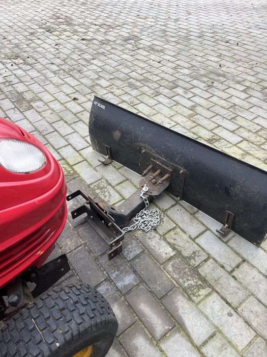 Pług do sniegu yard man Mtd traktorek kosiarka