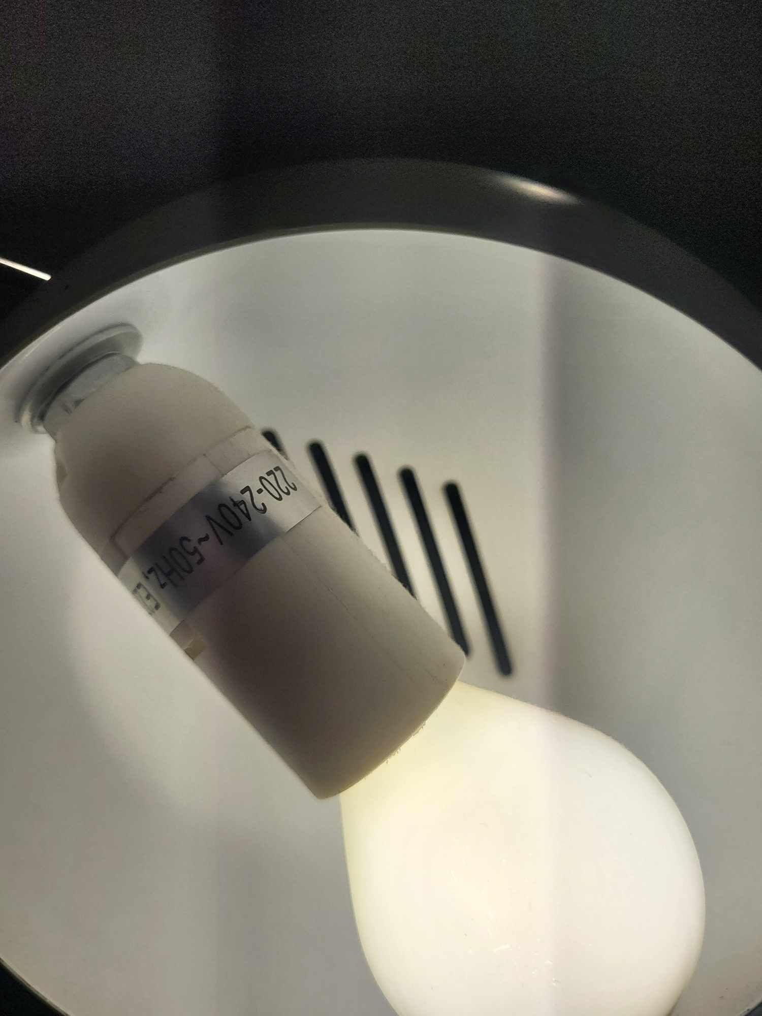Lampa stojąca. 5 punktów światła. Biała.