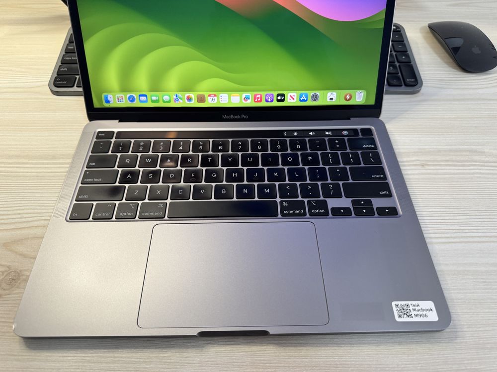 MacBook Pro 2020 Intel i5 16/256Gb Space Gray