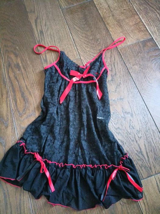 Нічні сорочки, комбінації