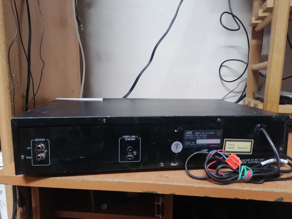 Odtwarzacz CD JVC XL-V131