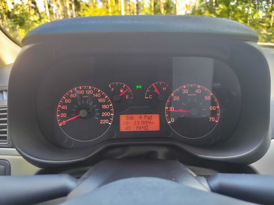 Fiat Grande Punto 2005 r. 1.4 LPG