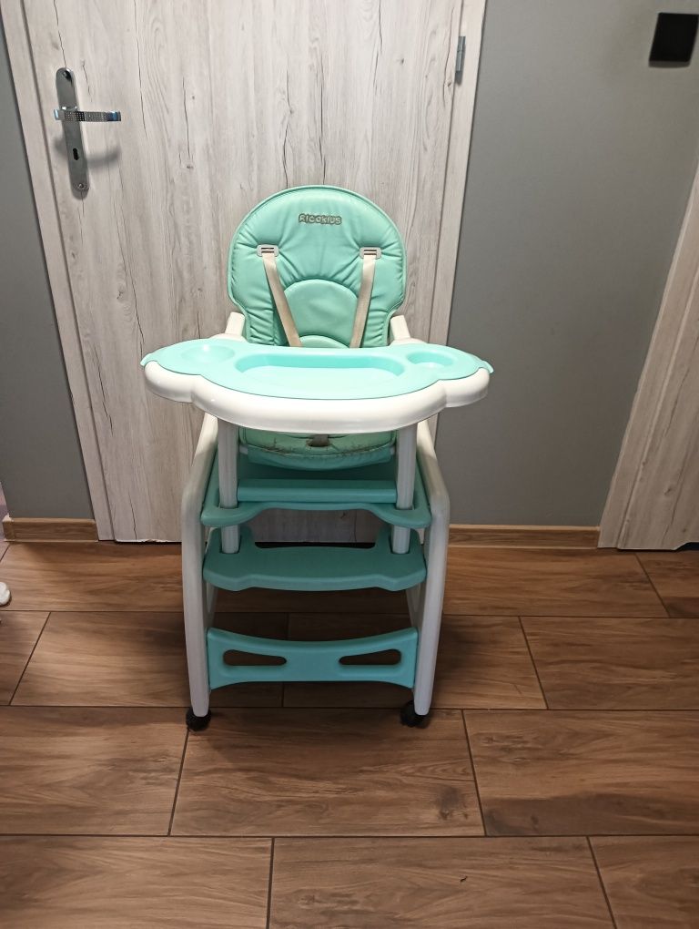 Krzesełko do karmienia Ricokids