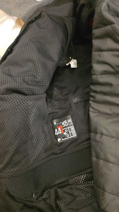 Blusao Dainese mulher.