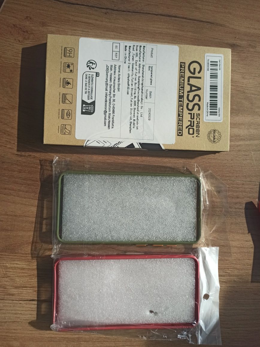 Etui Samsung s24 + szkło na telefon i obiektyw po 2 szt.