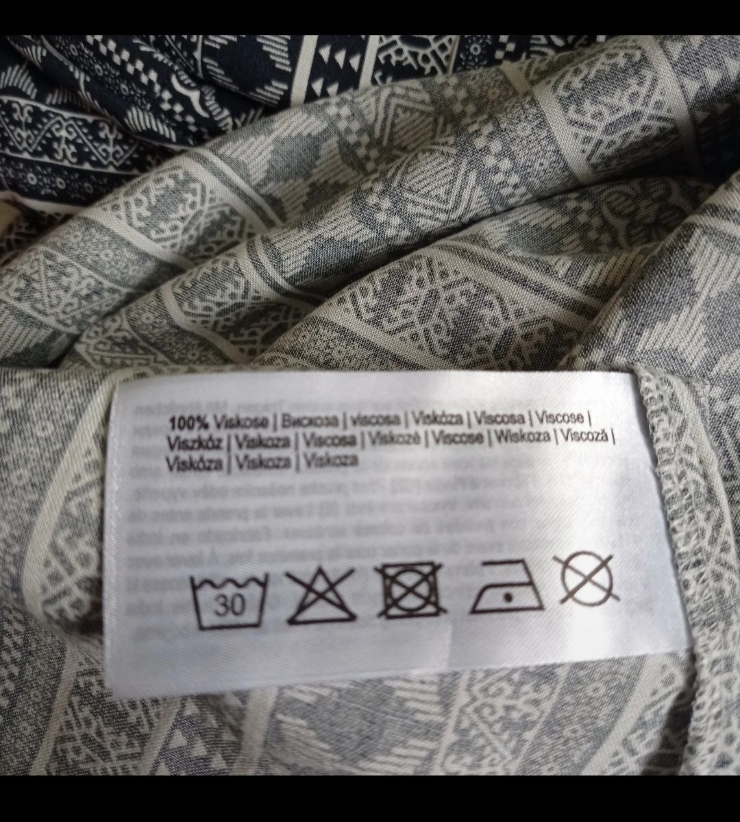 Sukienka damska letnia wiscoza rozmiar 2 XL 44 stan bardzo dobry