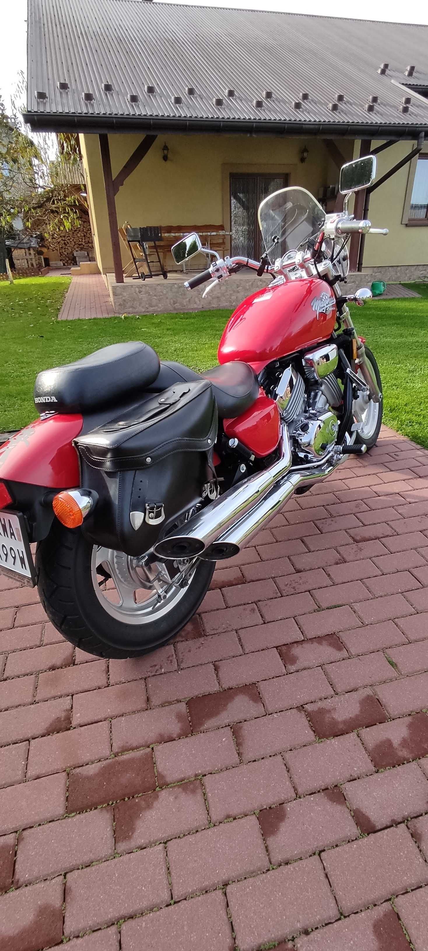 HONDA Magna VF 750 C