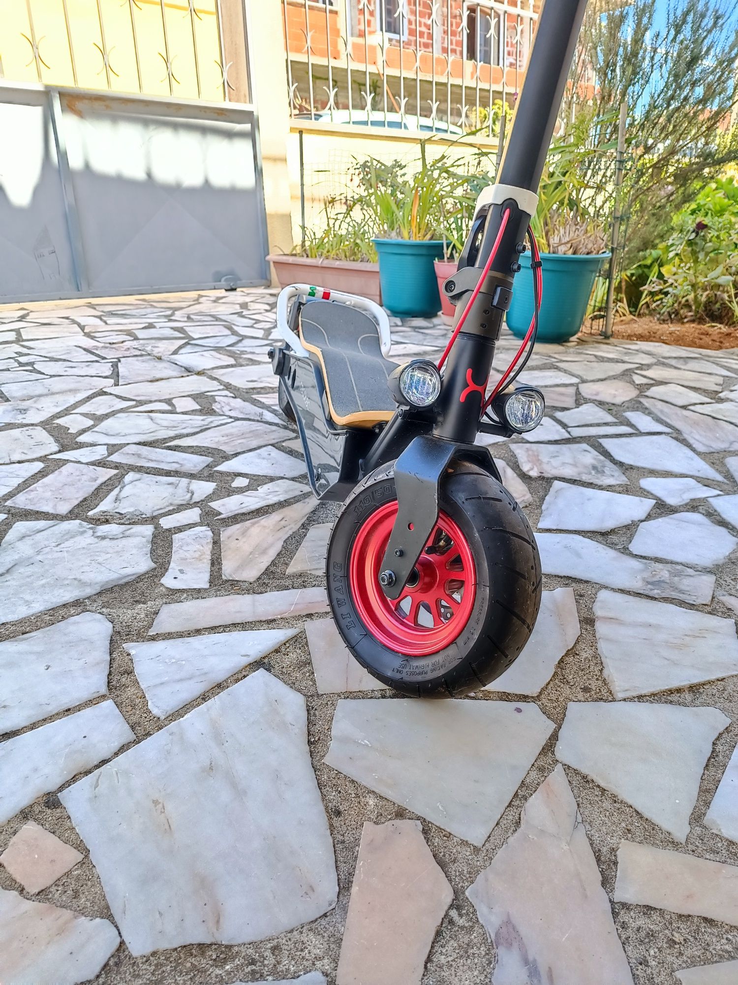Trotinete ecotec bongo z