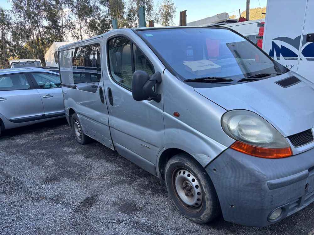 Renault Trafic para peças