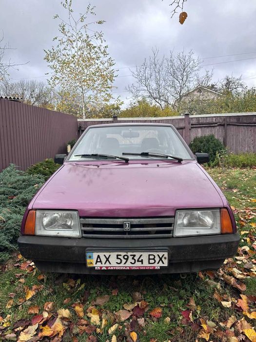 Автомобиль ВАЗ 2109