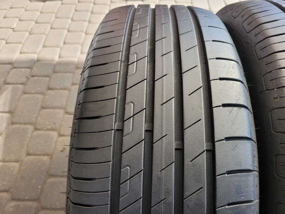 215  / 55  R 18    Goodyear         Lato/Komplet