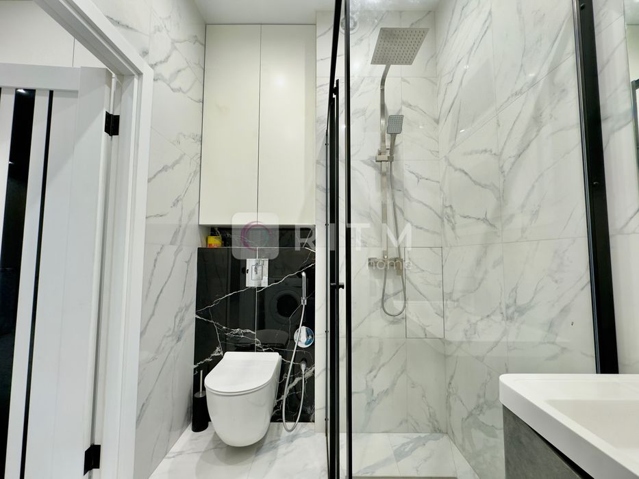 Продається 1-кімнатна квартира в нововбудові з ремонтом