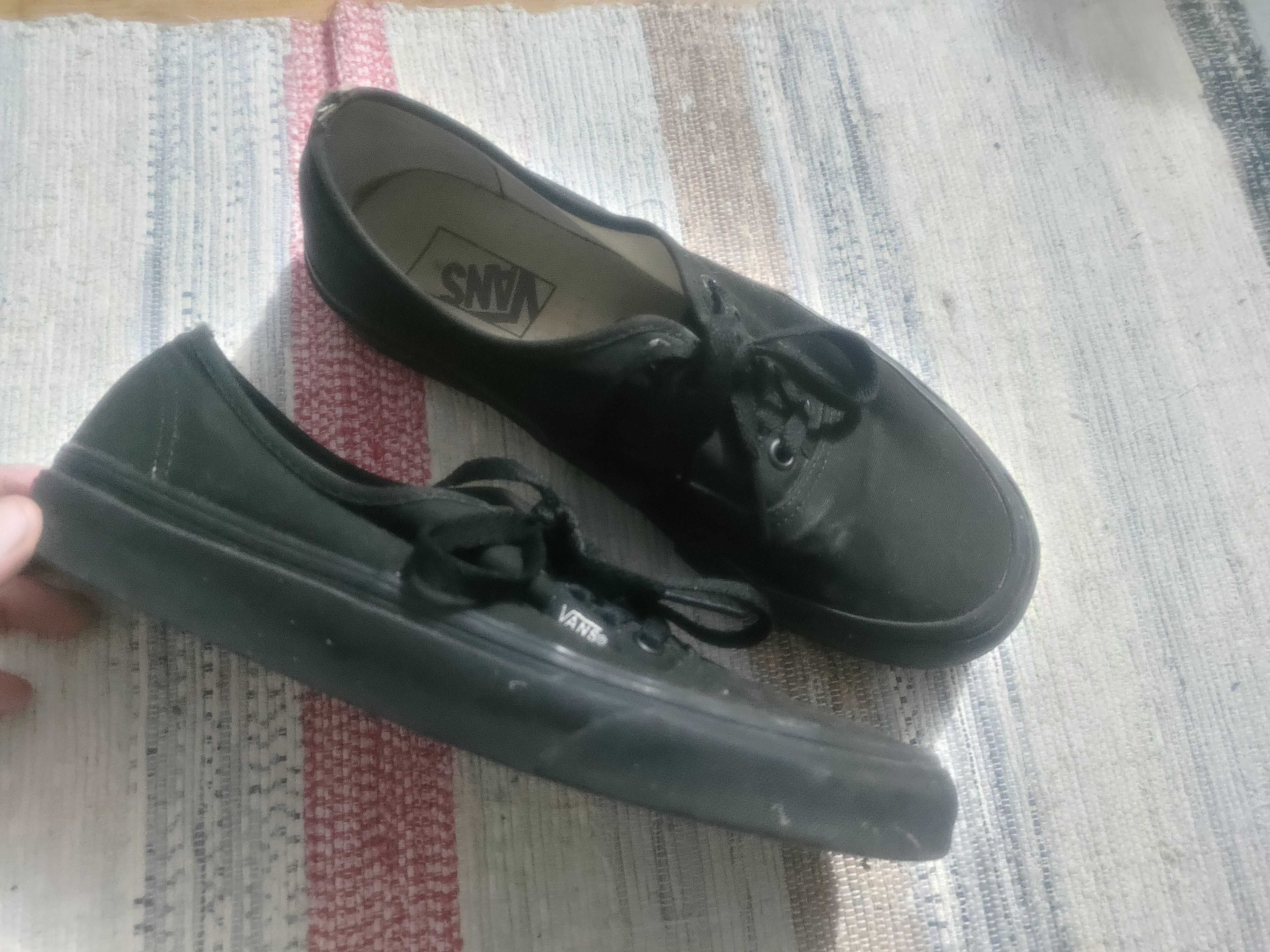 VANS Black/Pretos – Ténis/Sapatilhas Originais – Tamanho: 40