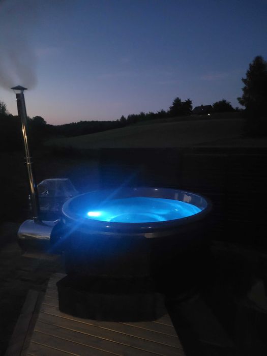 Domek z balią z jacuzzi, sauna ,las, jezioro,wolne 21-23.12 i Święta