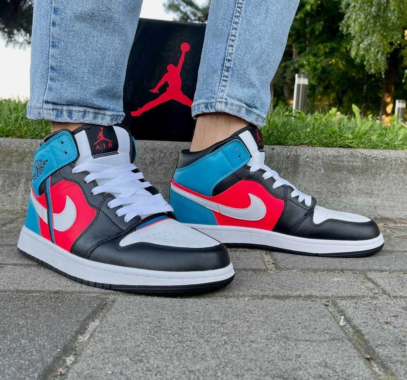 Мужские Кроссовки Найк Jordan кожаные яркие Nike красно синие высокие