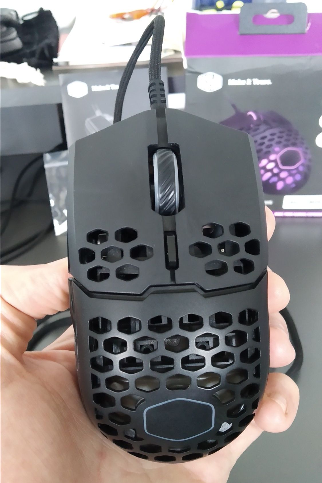 Cooler Master MM711 rato gaming