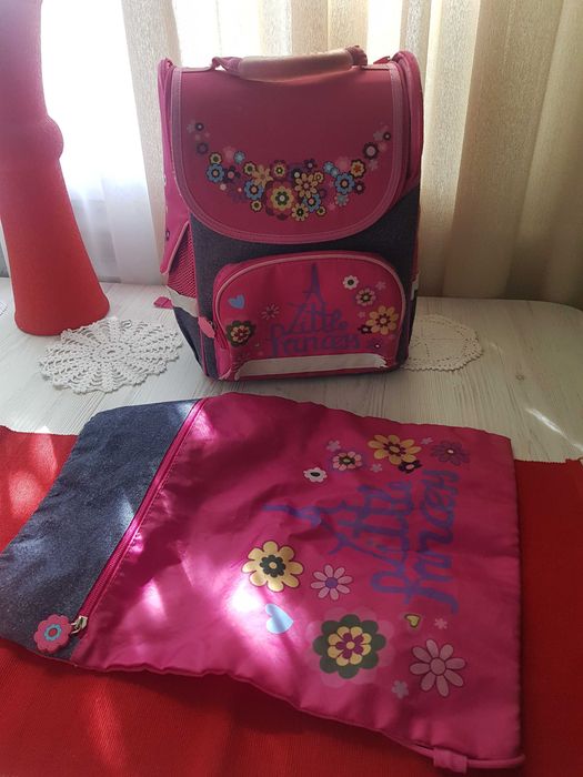 Шкільний рюкзак в доброму стані