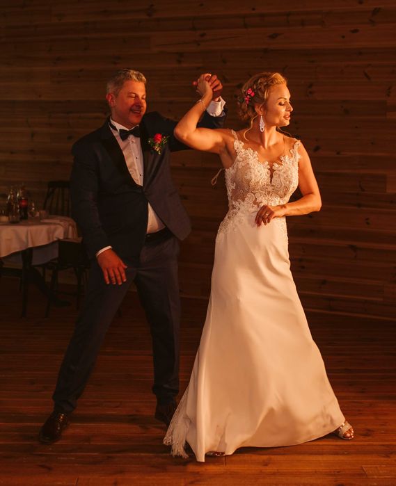 Sprzedam suknie ślubną rozmiar 36-38