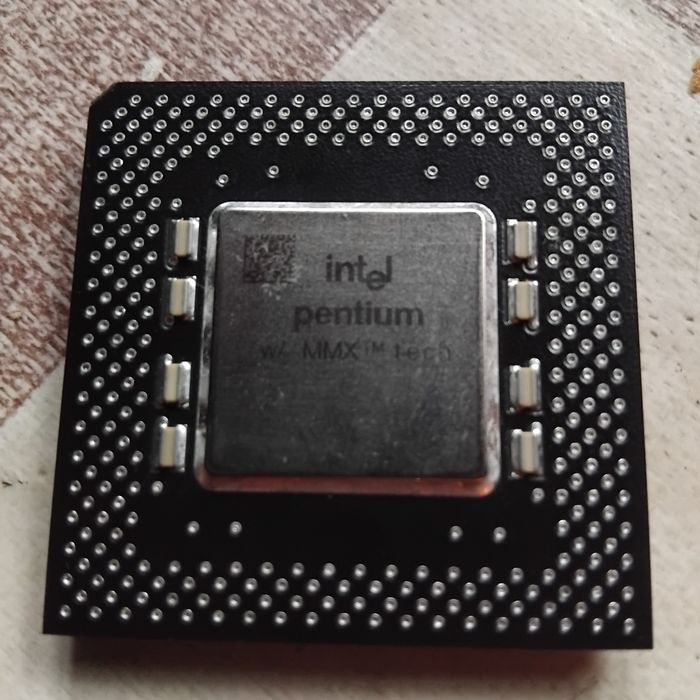 процесор pentium MMX