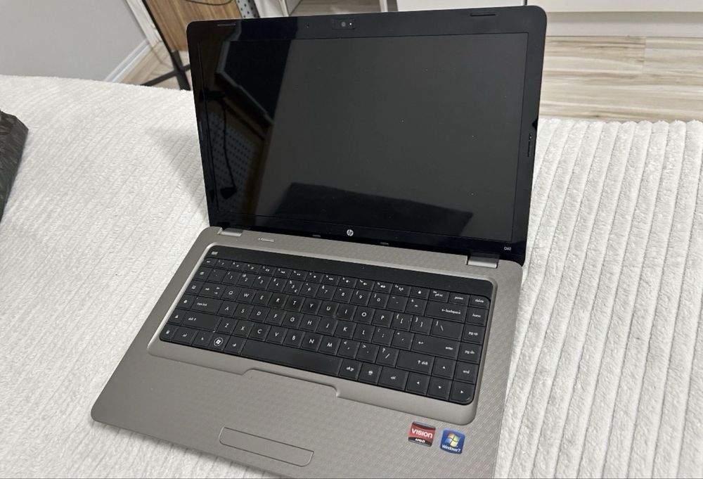 Laptop HP G62 AMD vision.