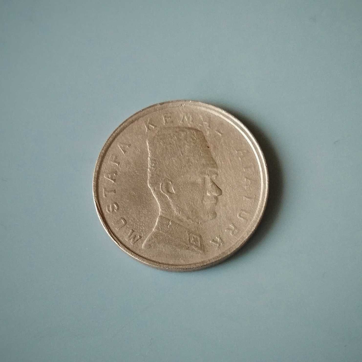 Монета 100.000 лір. 1999року. Туреччина