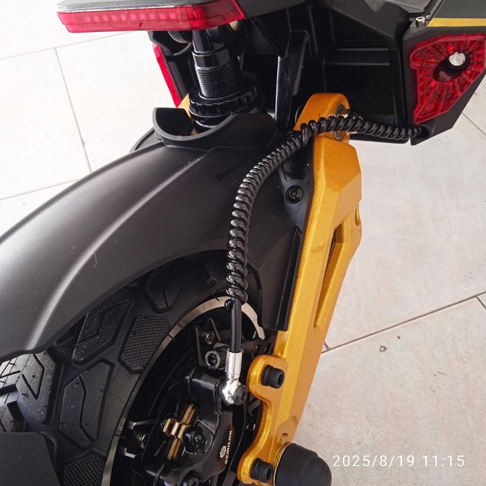 Trotinete eletrica, 11' - 2 motores, 2400W, 23 Ah - Nova, 0 Km.