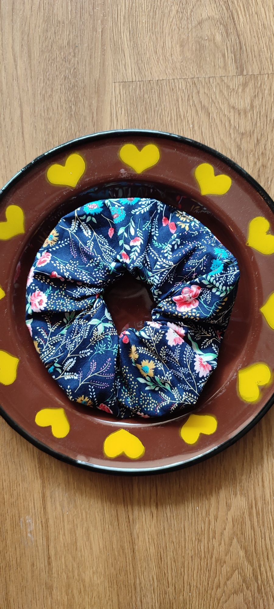 Kolorowe scrunchie nr 2