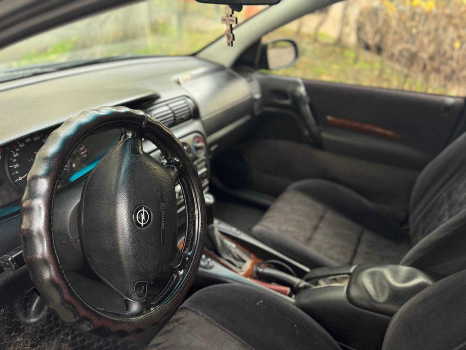 Продам авто Opel Omega 1997