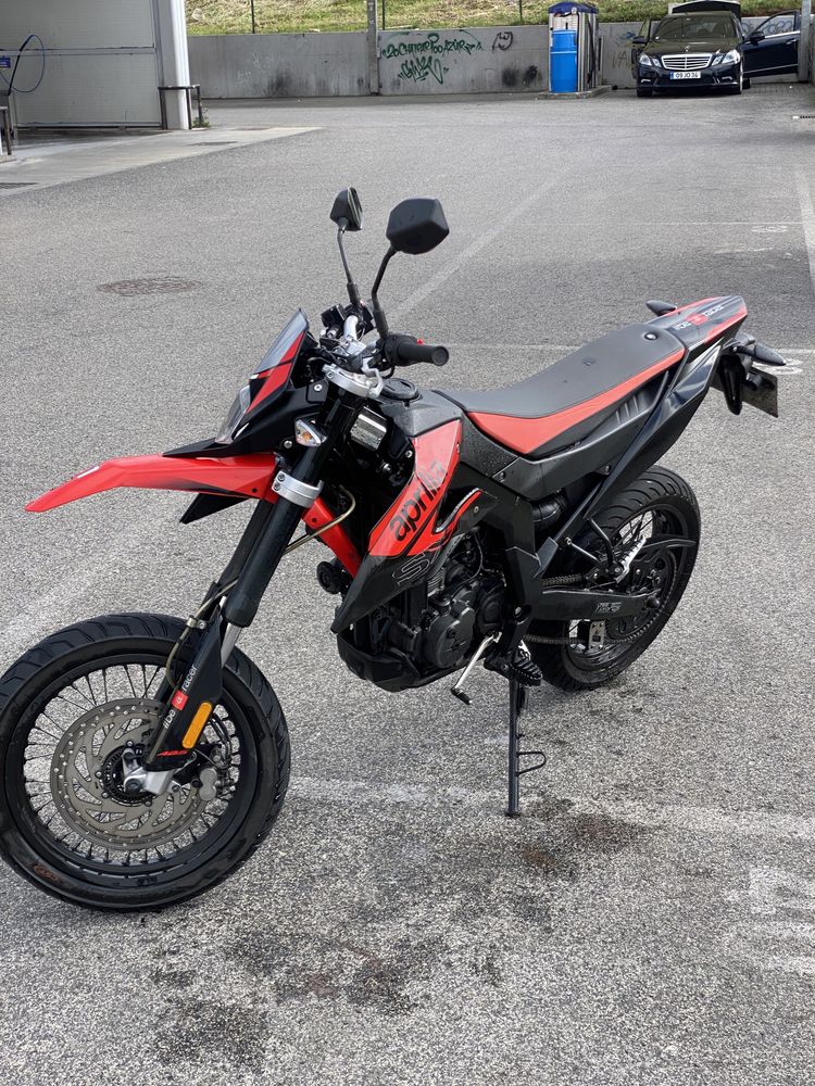 Aprilia sx 125 supermotard