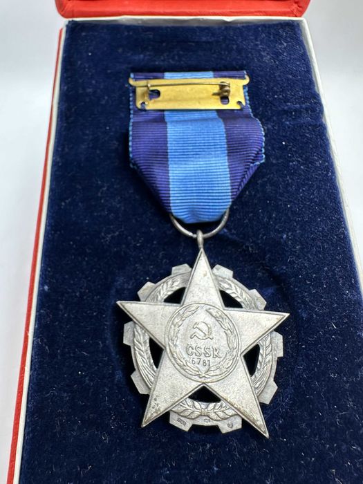 Order Pracy Czechosłowacja + etui