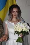 Весільна сукня атласна довга з корсетом