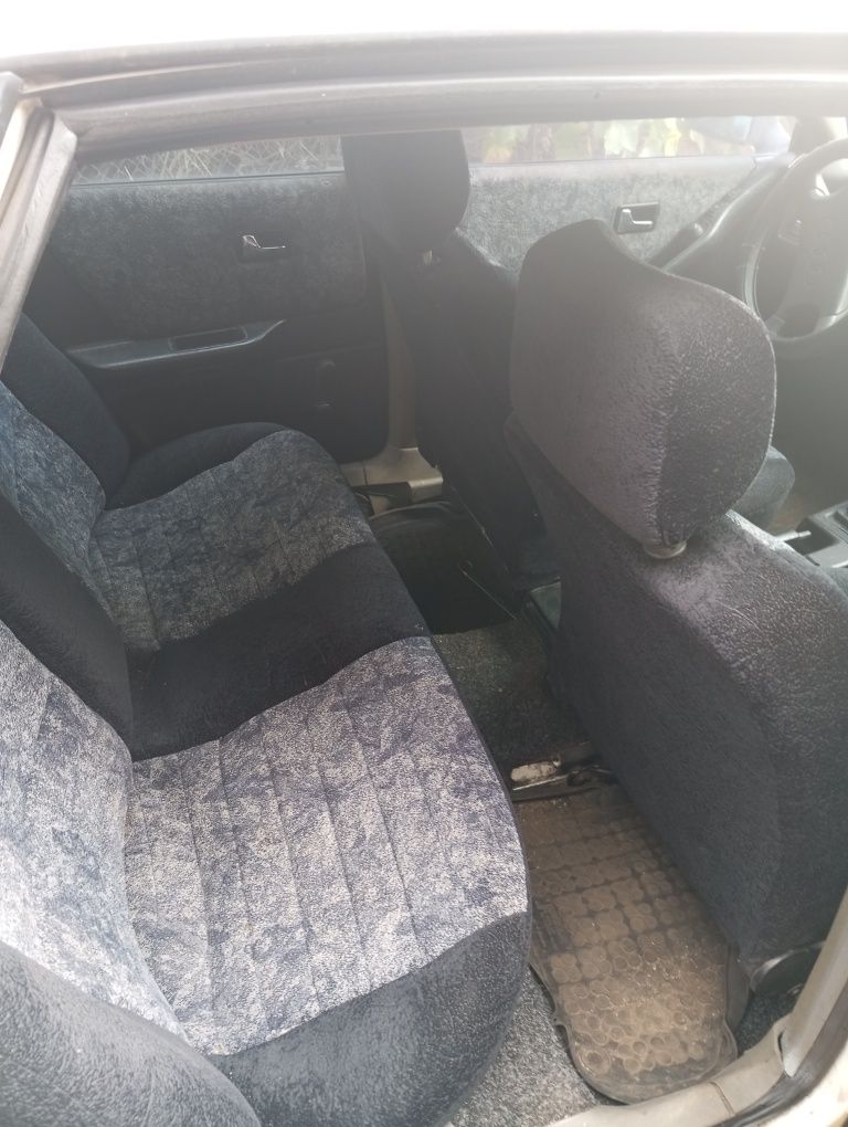 Продаю Audi80 живе авто
