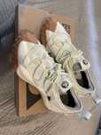 Nike ACG Mountain Fly Low r.44