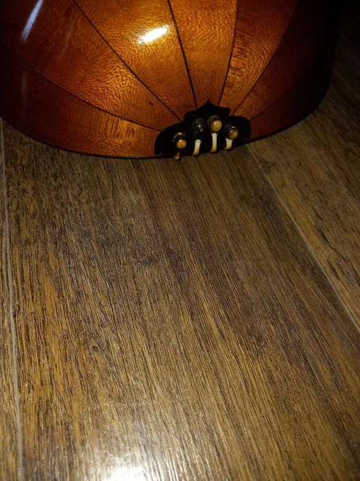 Продам домру музичний інструмент