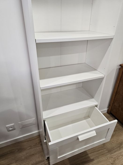 Estante com 2 gavetas