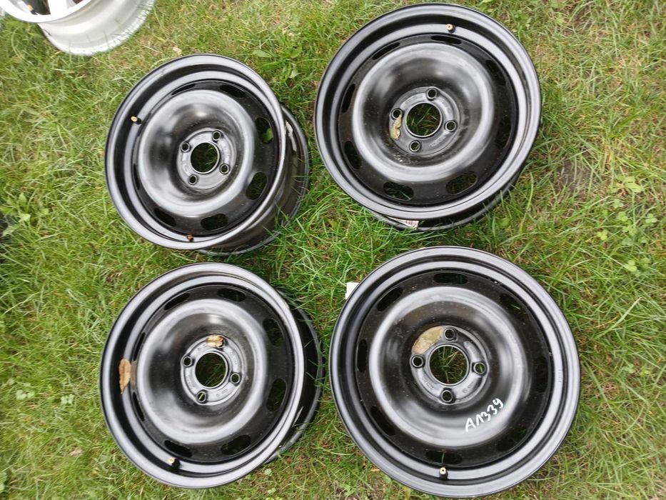 A1339. CITROEN/PEUGEOT 6 x 15 ET 23 rozstaw 4x108 felgi stalowe
