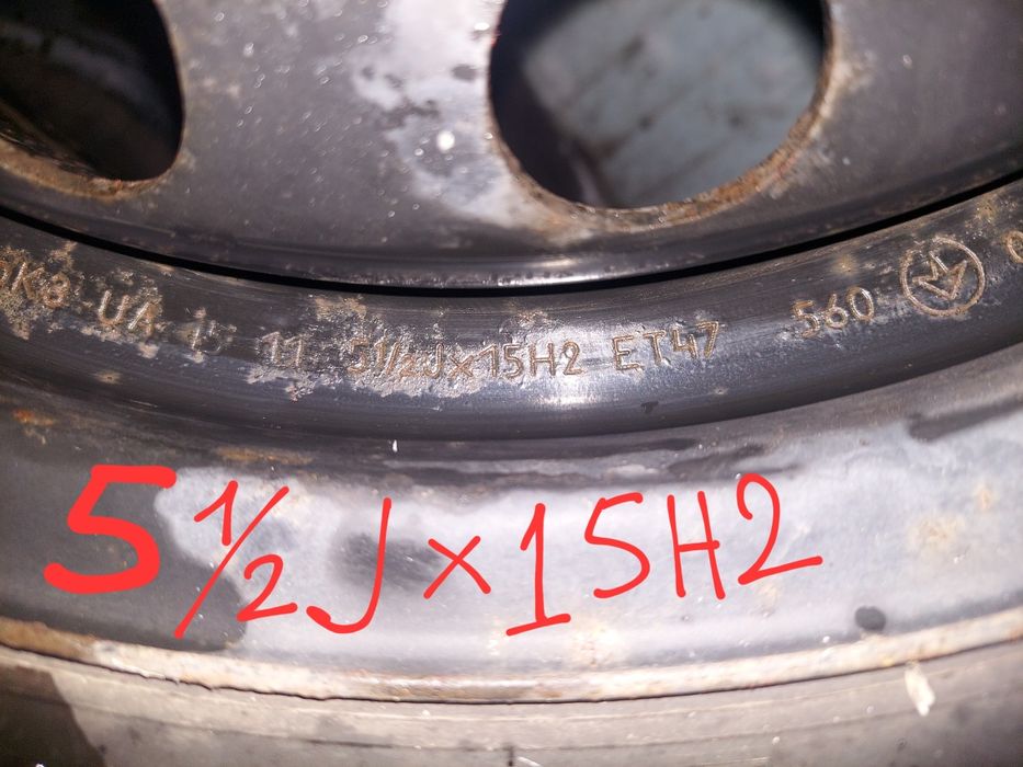 Комплект 15" колес: штампованные диски 5½J × 15 H2  + Nokian Nordman 7