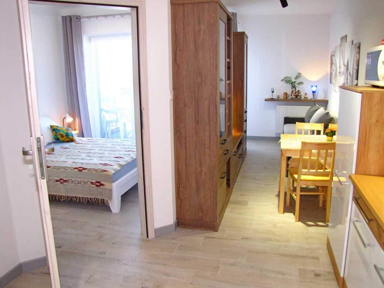 Sprzedam kameralny 2-pokojowy słoneczny apartament