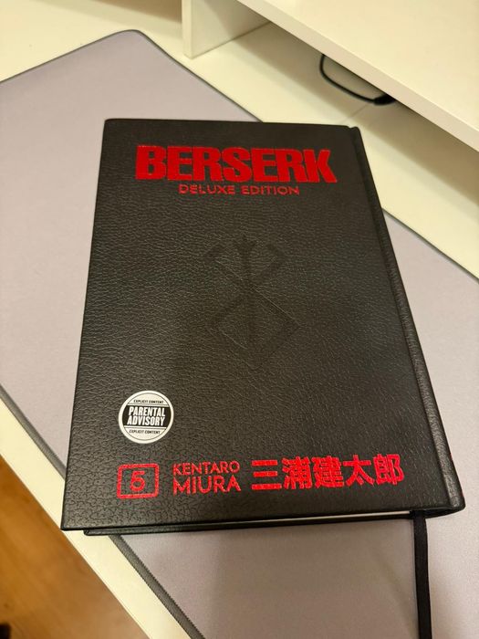 Berserk Deluxe Edition 5 Manga w Języku Angielskim