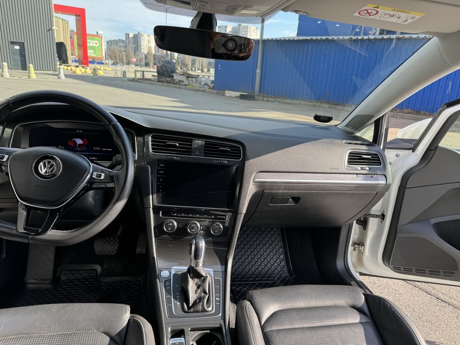 Volkswagen e-Golf 2017р 36кВт