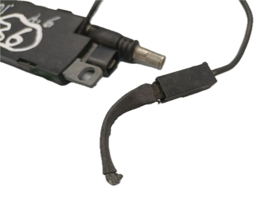 Amplificador de antena AUDI A6 (4B2, C5)