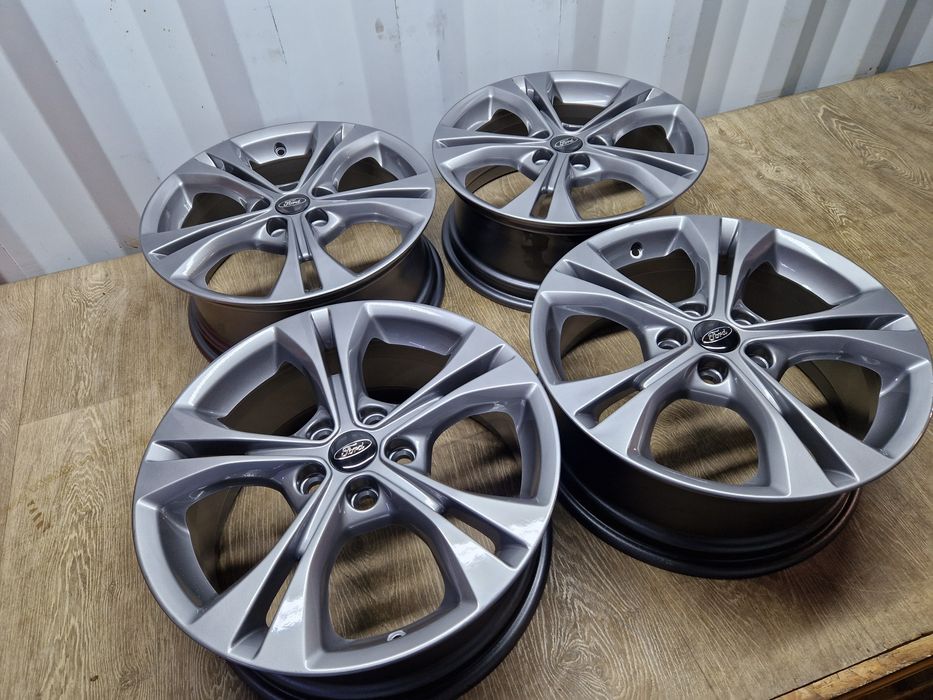 Felgi 17 ford Focus mondeo c max s max puma 5x108 7j et50 os 63.4