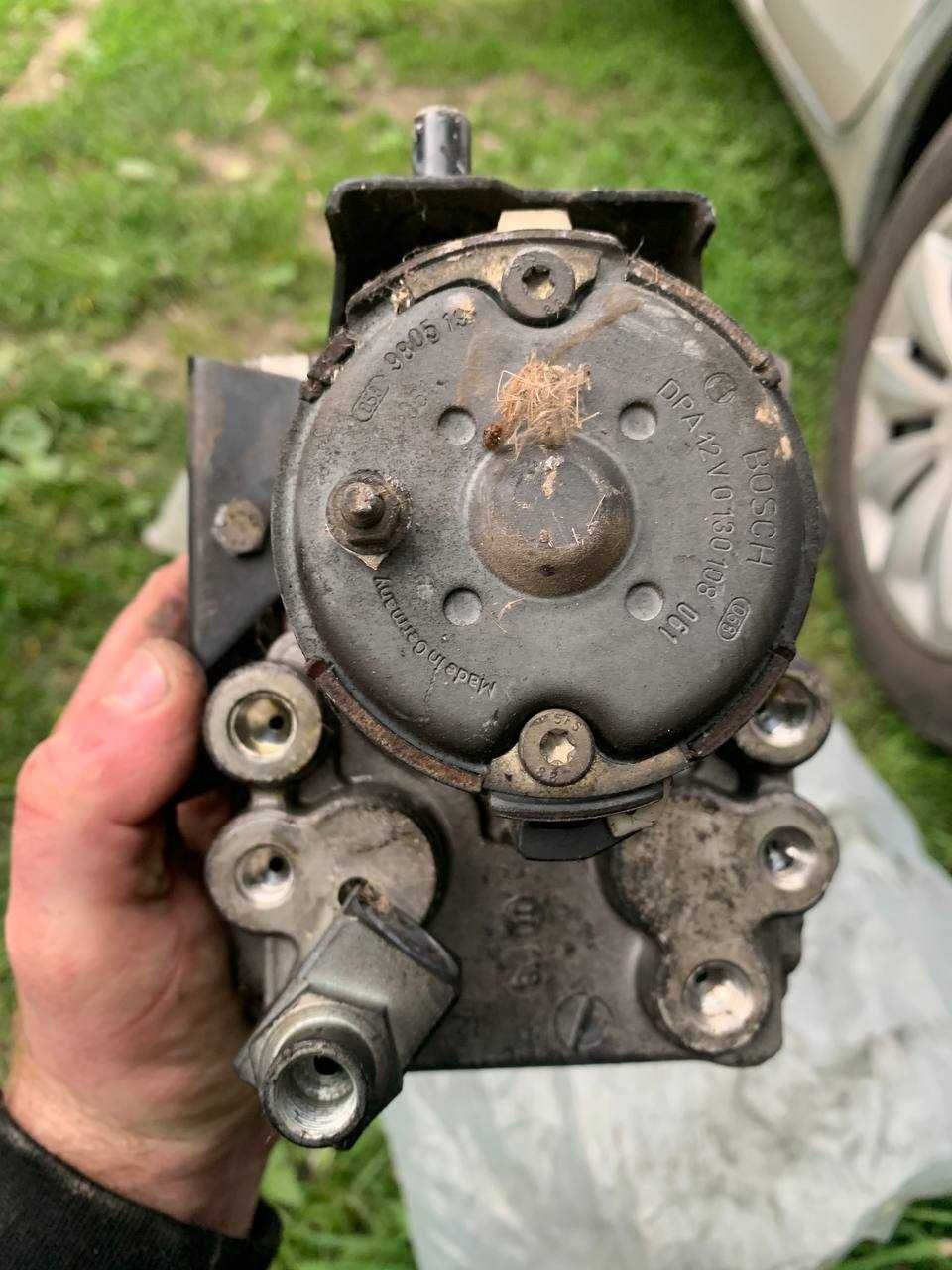 Блок abs bmw e39 0265217000, 0130108061