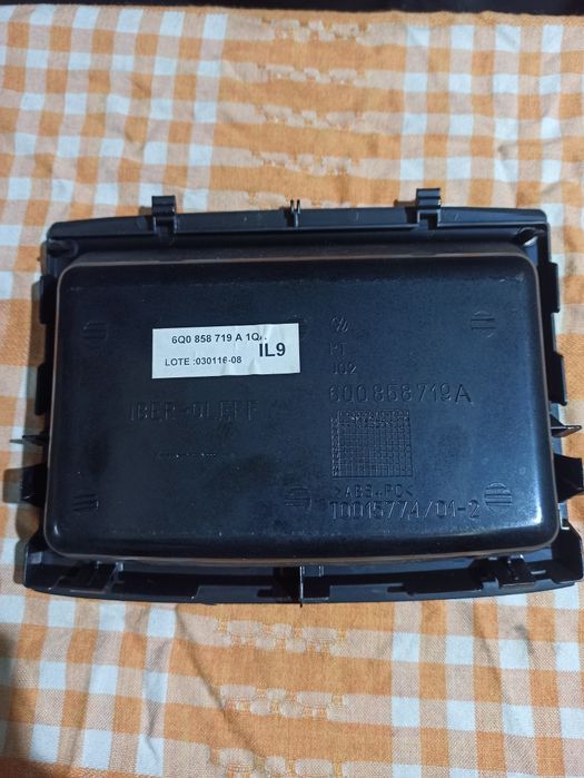 Центральная консоль Фольксваген Поло 9n